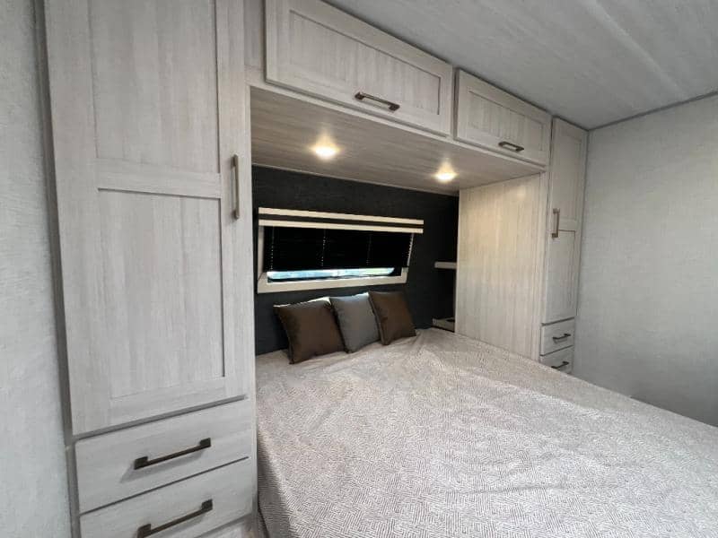 2025 Forest River 2025 Forest River Surveyor Legend - thumbnail 28