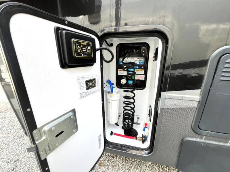 2020 Grand Design 2020 Grand Design Momentum - thumbnail 12