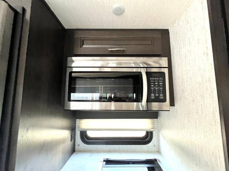 2020 Grand Design 2020 Grand Design Momentum - thumbnail 19