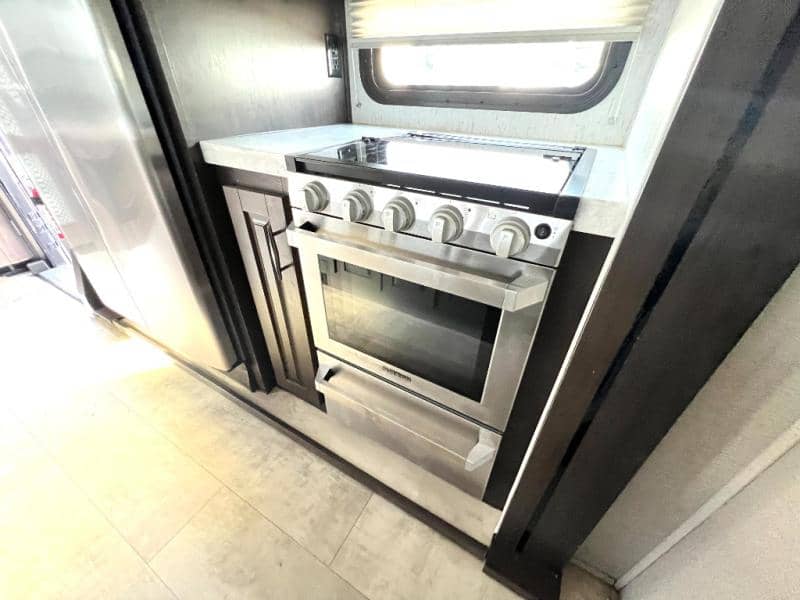 2020 Grand Design 2020 Grand Design Momentum - thumbnail 22