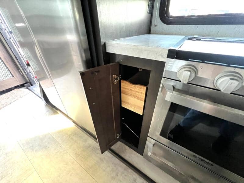 2020 Grand Design 2020 Grand Design Momentum - thumbnail 23