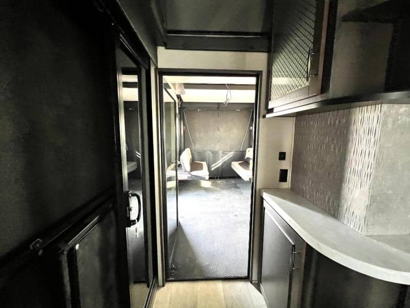 2020 Grand Design 2020 Grand Design Momentum - thumbnail 30