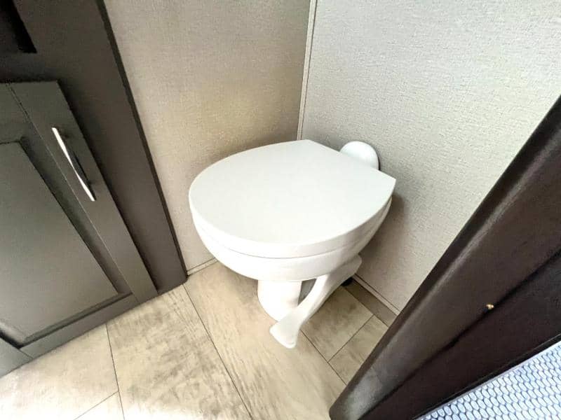 2020 Grand Design 2020 Grand Design Momentum - thumbnail 35