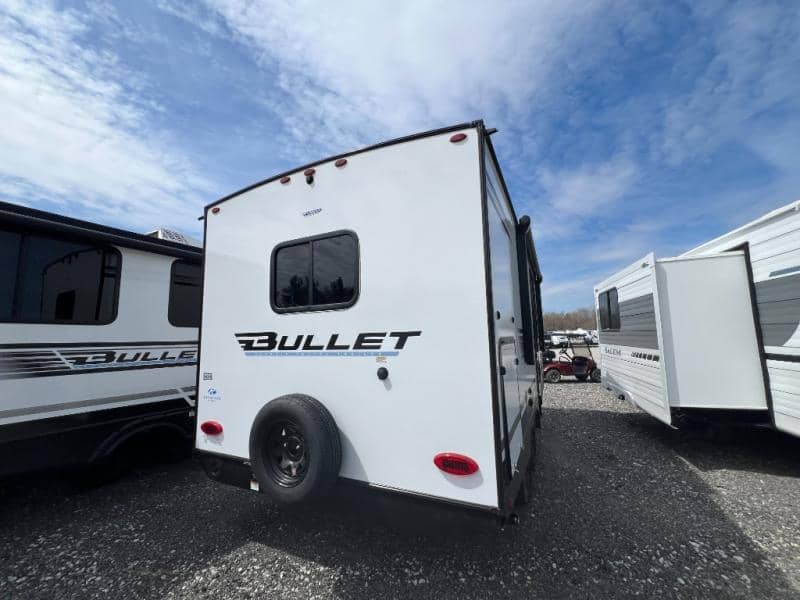 2025 Keystone RV 2025 Keystone RV Bullet Classic - thumbnail 6