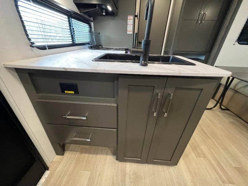 2025 Keystone RV 2025 Keystone RV Bullet Classic - thumbnail 14