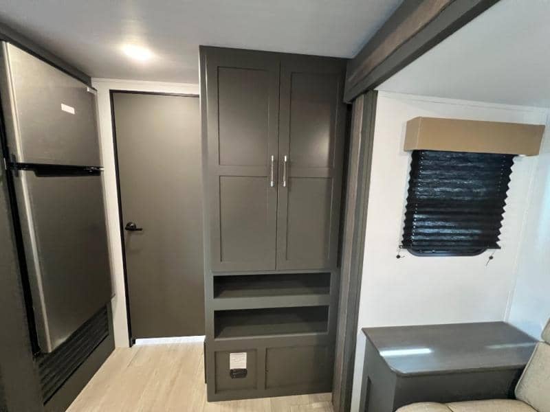 2025 Keystone RV 2025 Keystone RV Bullet Classic - thumbnail 15