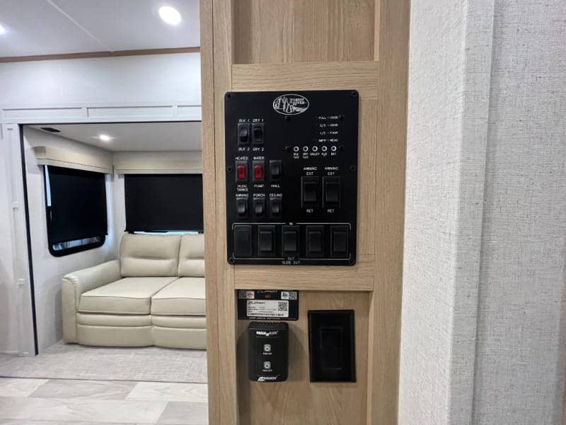 2025 Forest River 2025 Forest River Sandpiper - thumbnail 10