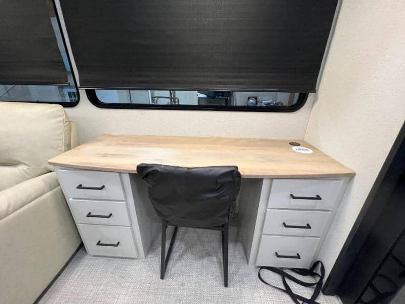 2025 Forest River 2025 Forest River Sandpiper - thumbnail 13