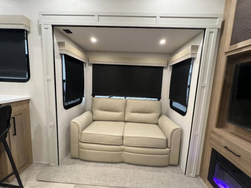 2025 Forest River 2025 Forest River Sandpiper - thumbnail 15