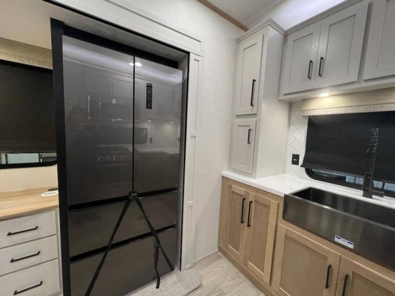 2025 Forest River 2025 Forest River Sandpiper - thumbnail 21