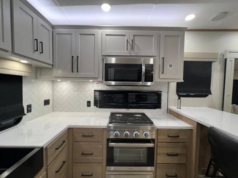 2025 Forest River 2025 Forest River Sandpiper - thumbnail 26