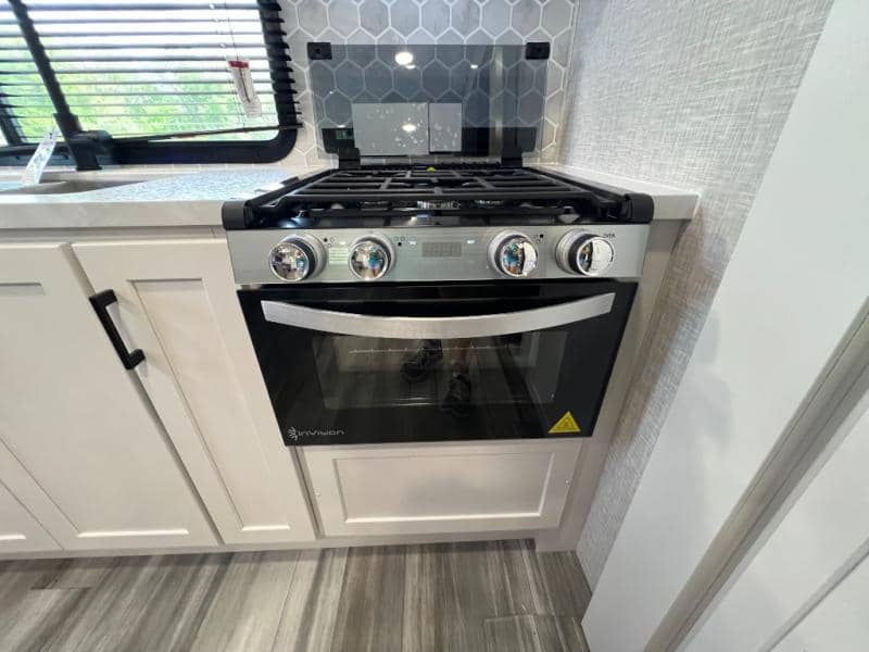 2025 Jayco 2025 Jayco Jay Feather - thumbnail 18