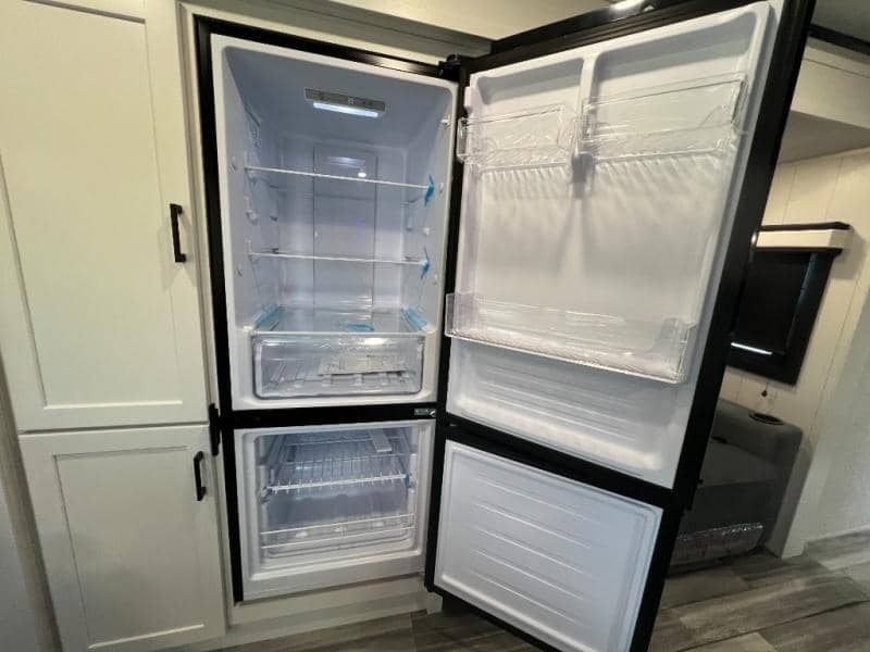 2025 Jayco 2025 Jayco Jay Feather - thumbnail 22