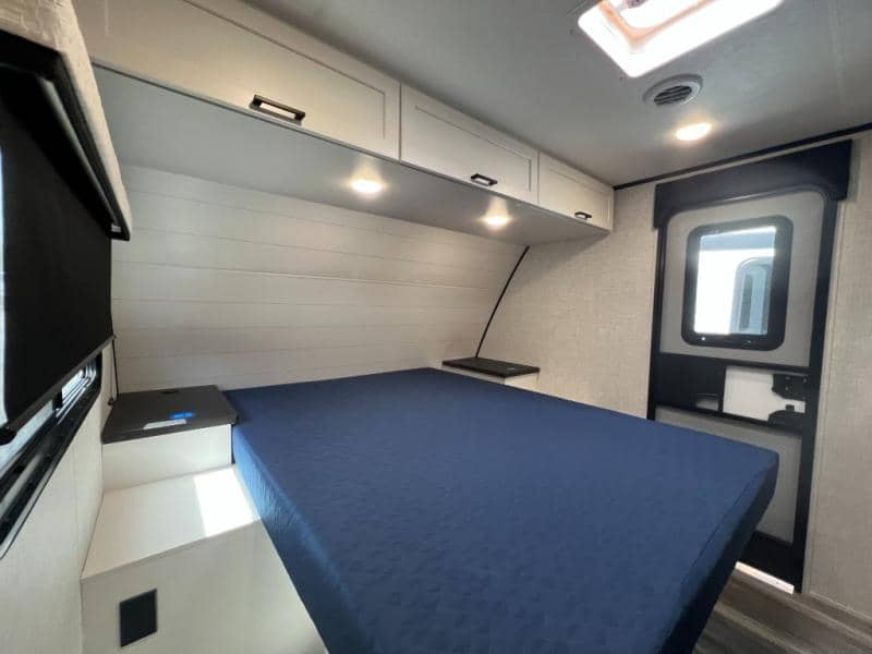 2025 Jayco 2025 Jayco Jay Feather - thumbnail 34