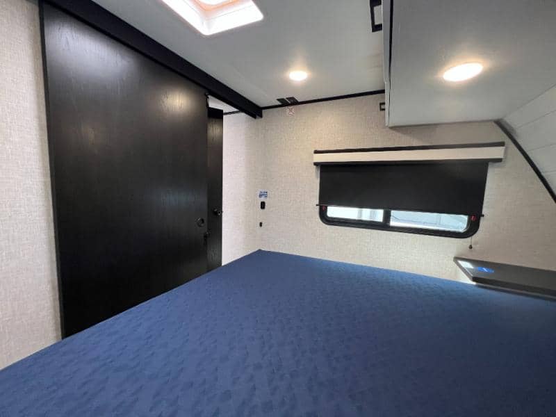 2025 Jayco 2025 Jayco Jay Feather - thumbnail 37