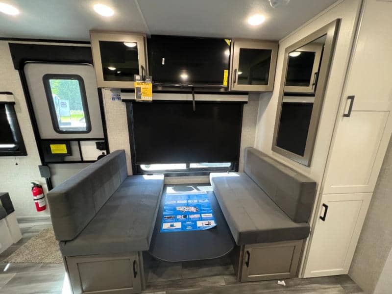 2025 Jayco 2025 Jayco Jay Feather - thumbnail 16