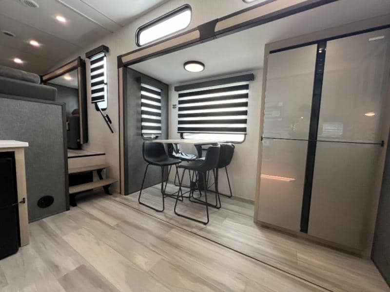 2025 Forest River 2025 Forest River Wildcat - thumbnail 15