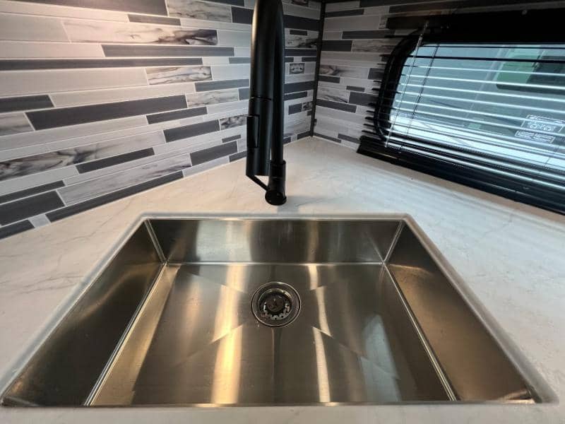 2025 Forest River 2025 Forest River Wildcat - thumbnail 21