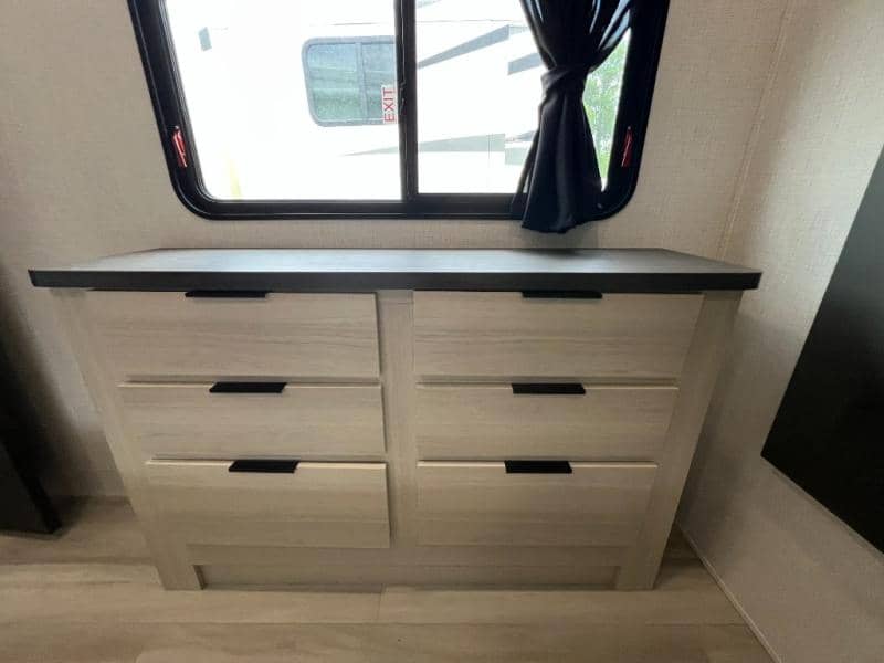 2025 Forest River 2025 Forest River Wildcat - thumbnail 51