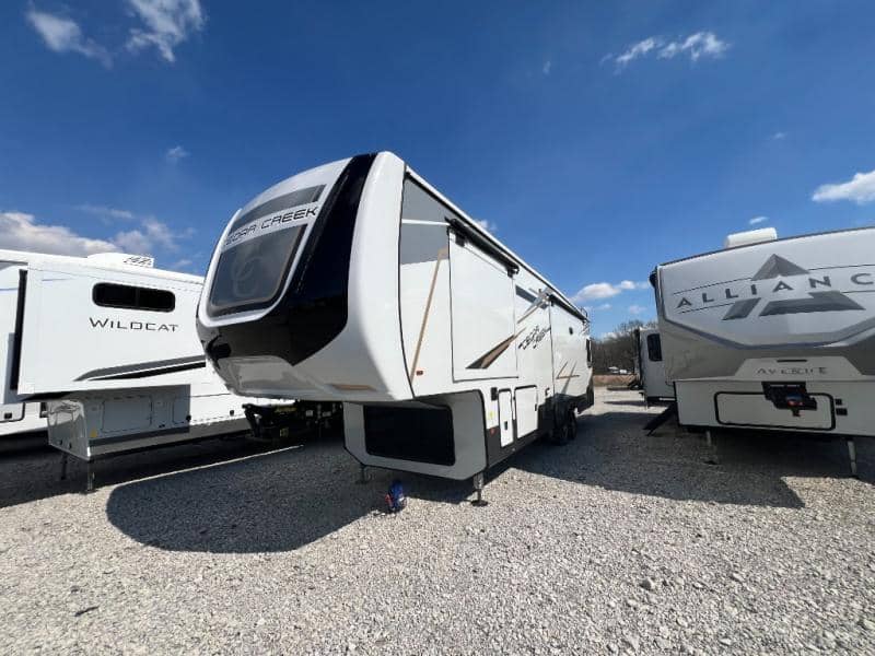 2022 Forest River 2022 Forest River Cedar Creek - thumbnail 3