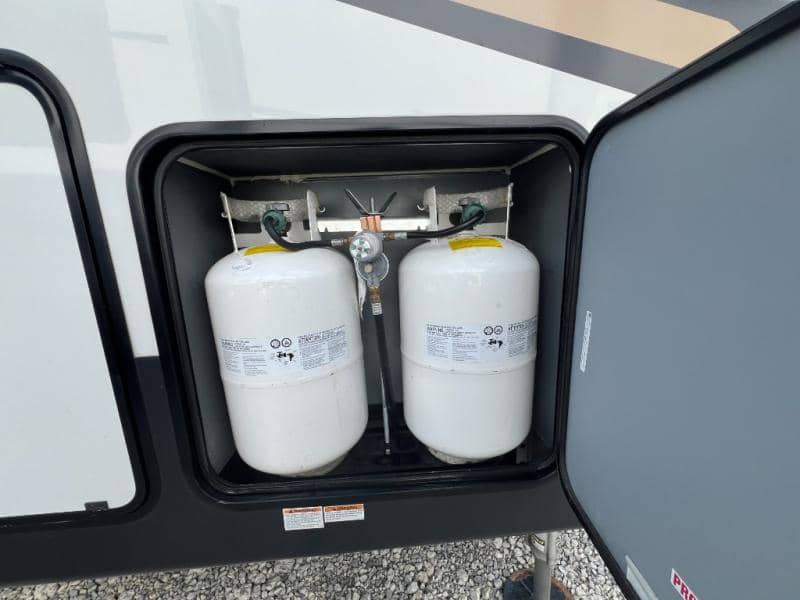 2022 Forest River 2022 Forest River Cedar Creek - thumbnail 10