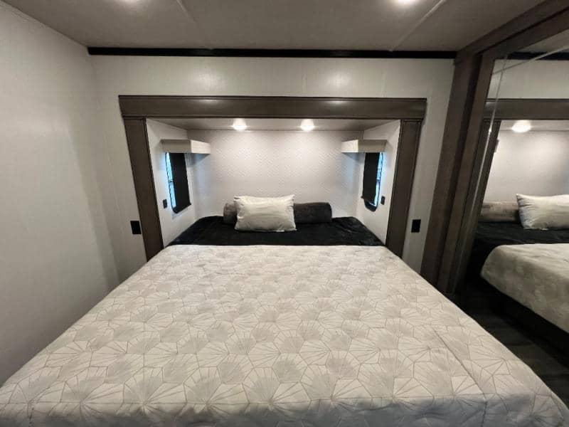 2022 Forest River 2022 Forest River Cedar Creek - thumbnail 42