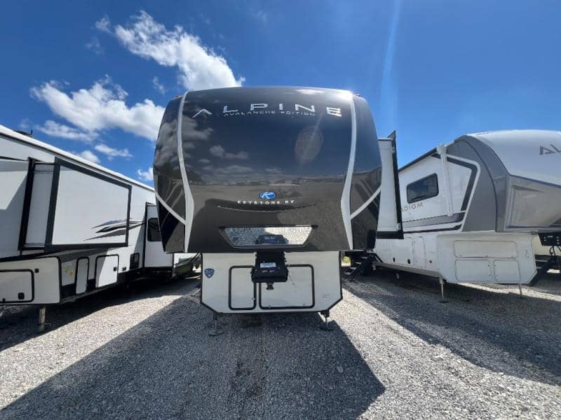 2025 Keystone RV 2025 Keystone RV Alpine Avalanche Edition - thumbnail 4