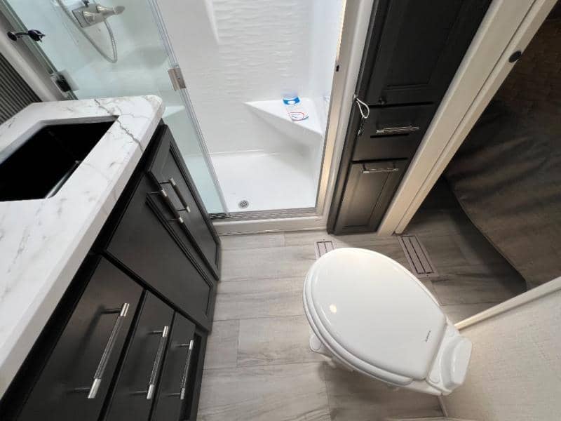 2025 Keystone RV 2025 Keystone RV Alpine Avalanche Edition - thumbnail 40