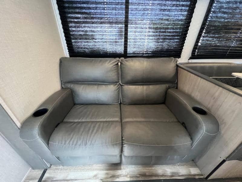 2022 Dutchmen 2022 Dutchmen Coleman Light - thumbnail 19