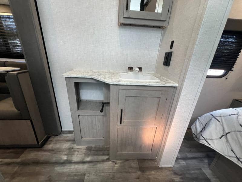 2022 Dutchmen 2022 Dutchmen Coleman Light - thumbnail 38