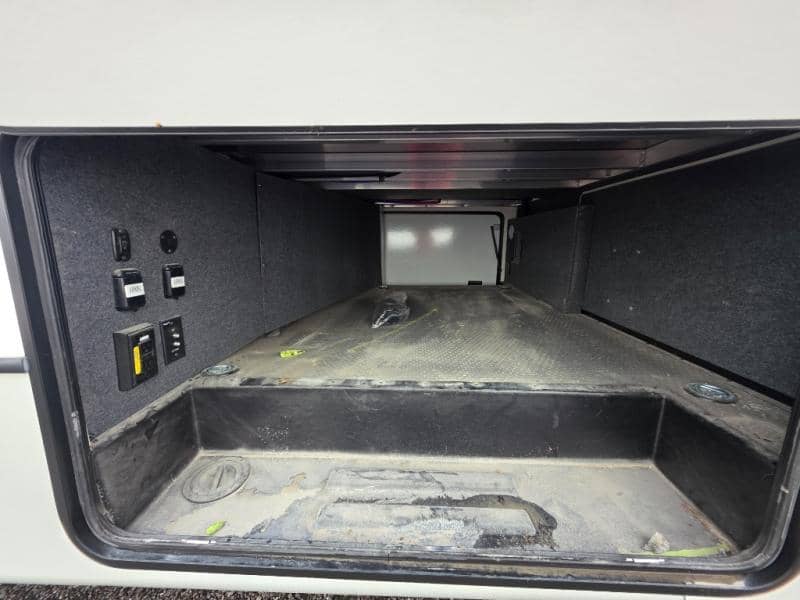 2024 Keystone RV 2024 Keystone RV Cougar - thumbnail 11