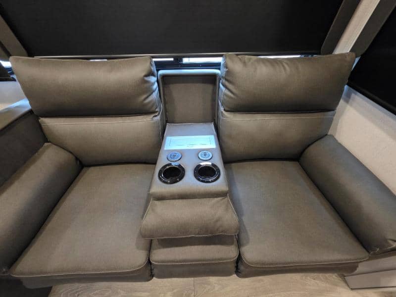 2024 Keystone RV 2024 Keystone RV Cougar - thumbnail 20