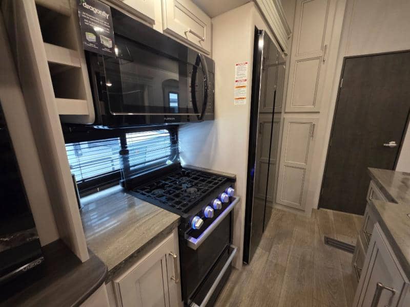 2024 Keystone RV 2024 Keystone RV Cougar - thumbnail 27