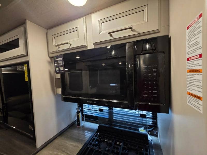 2024 Keystone RV 2024 Keystone RV Cougar - thumbnail 36