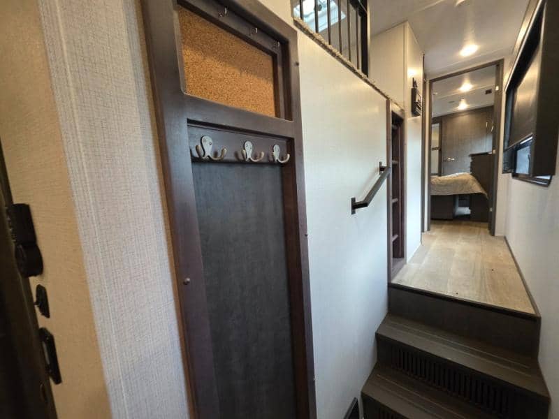 2024 Keystone RV 2024 Keystone RV Cougar - thumbnail 45