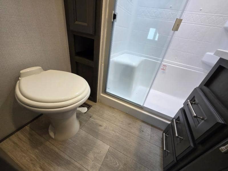 2024 Keystone RV 2024 Keystone RV Cougar - thumbnail 49