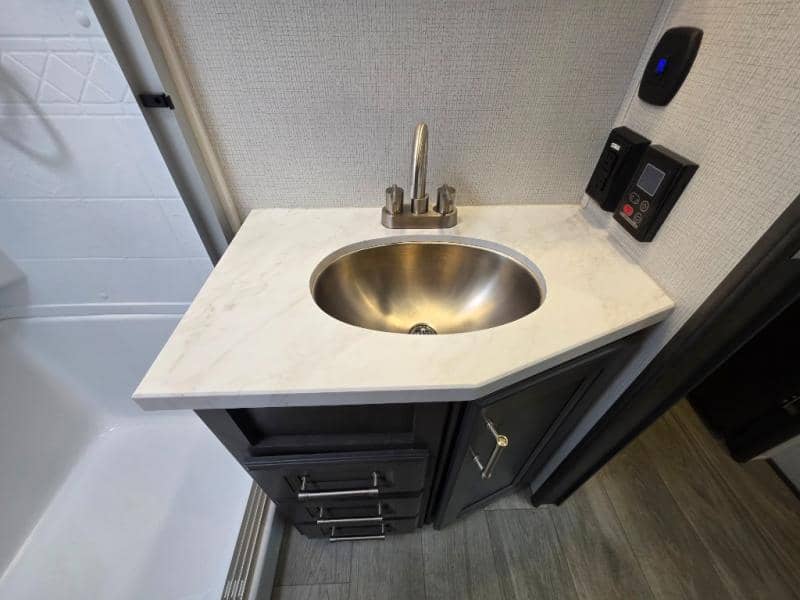 2024 Keystone RV 2024 Keystone RV Cougar - thumbnail 53