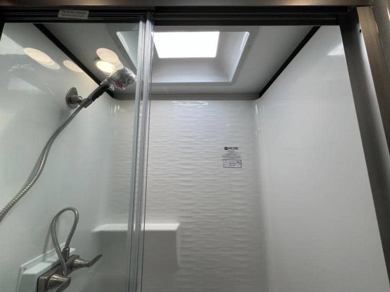 2025 Keystone RV 2025 Keystone RV Alpine Avalanche Edition - thumbnail 45