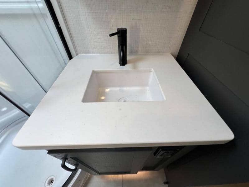 2025 Forest River 2025 Forest River Rockwood Ultra Lite - thumbnail 36