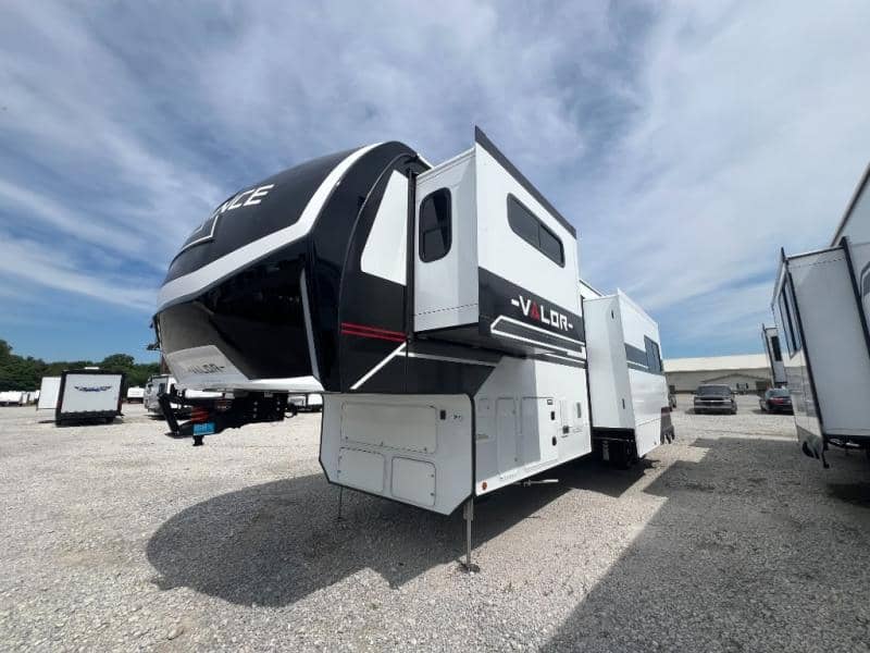2026 Alliance RV 2026 Alliance RV Valor - thumbnail 8