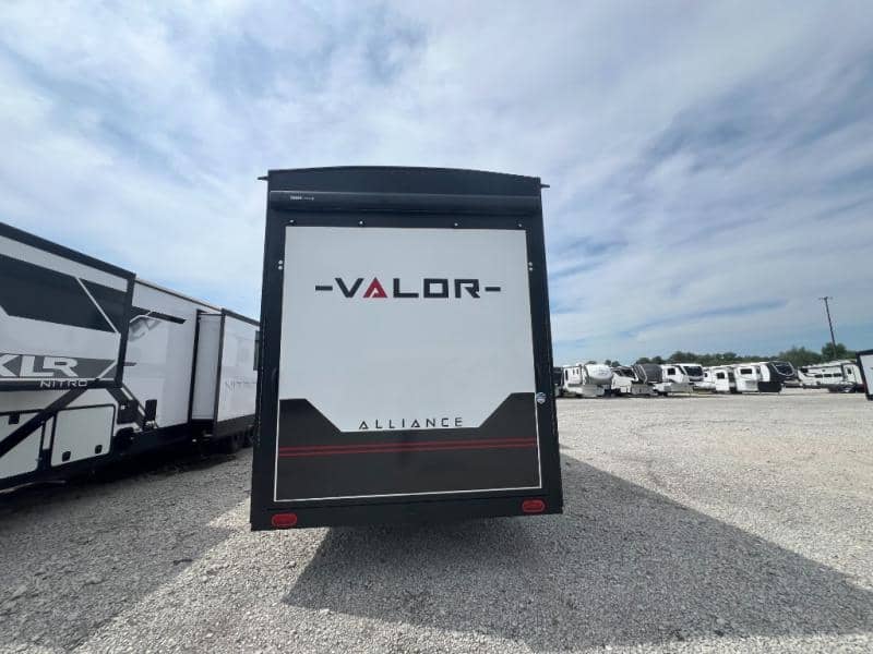 2026 Alliance RV 2026 Alliance RV Valor - thumbnail 10