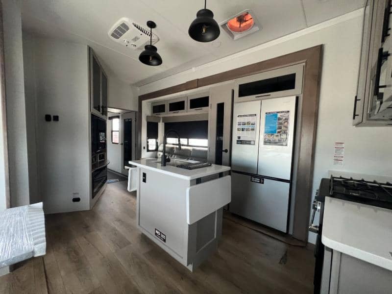 2026 Alliance RV 2026 Alliance RV Valor - thumbnail 24