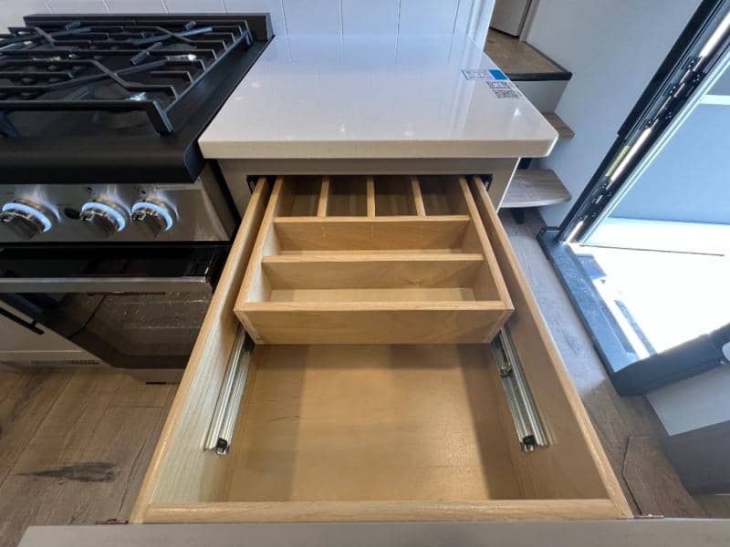 2026 Alliance RV 2026 Alliance RV Valor - thumbnail 37