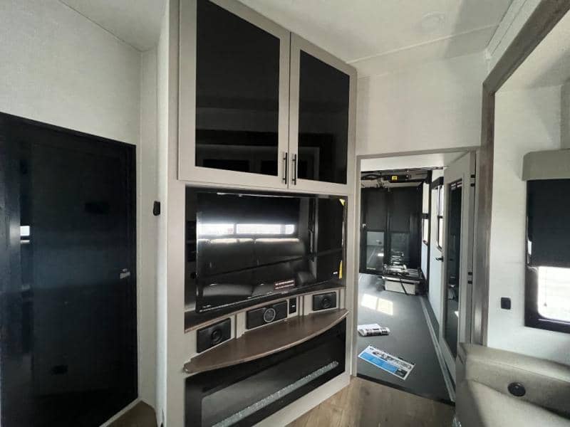 2026 Alliance RV 2026 Alliance RV Valor - thumbnail 42