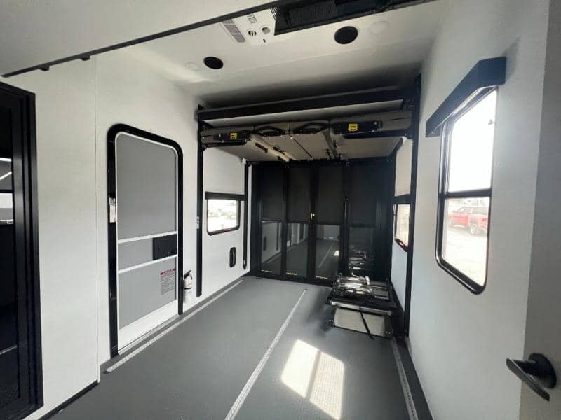 2026 Alliance RV 2026 Alliance RV Valor - thumbnail 43