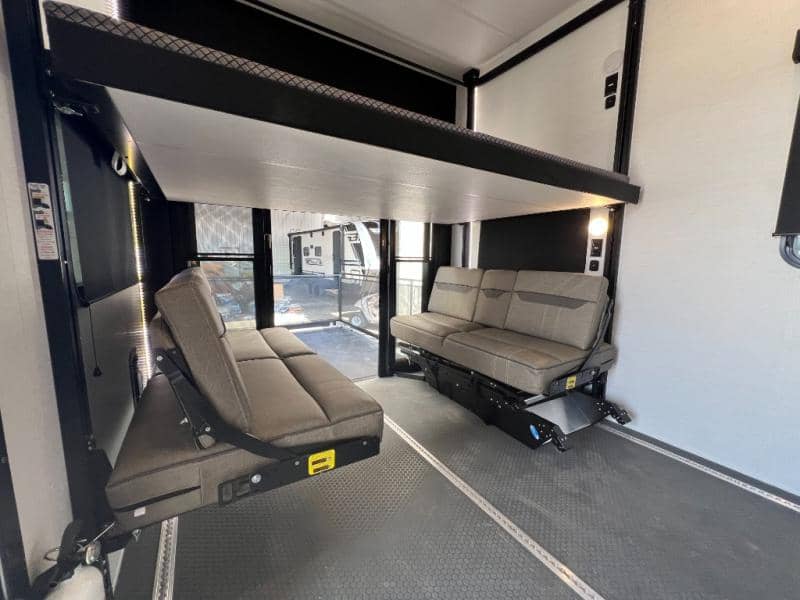 2026 Alliance RV 2026 Alliance RV Valor - thumbnail 50