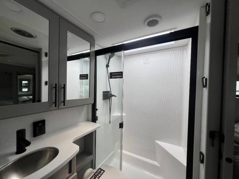 2026 Alliance RV 2026 Alliance RV Valor - thumbnail 54