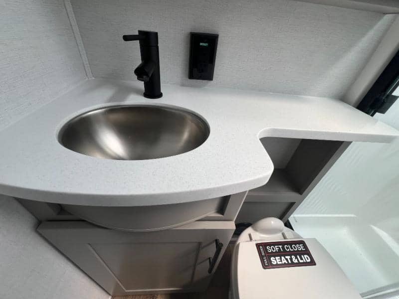 2026 Alliance RV 2026 Alliance RV Valor - thumbnail 58