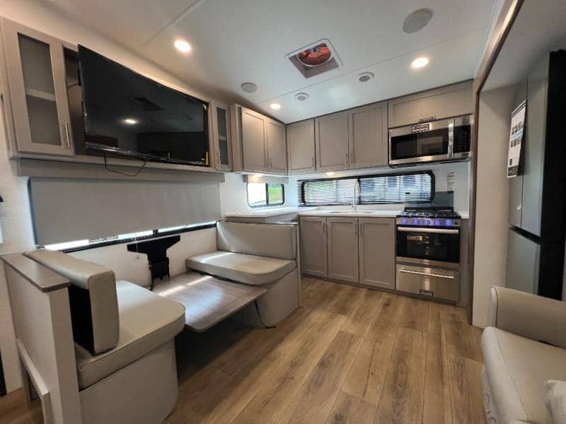 2026 Alliance RV 2026 Alliance RV Avenue - thumbnail 18