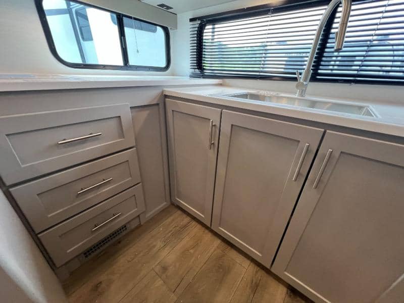 2026 Alliance RV 2026 Alliance RV Avenue - thumbnail 24